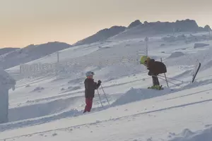 ŽENSKÁ NA VRCHOLU