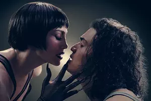 POLIBEK PAVOUČÍ ŽENY